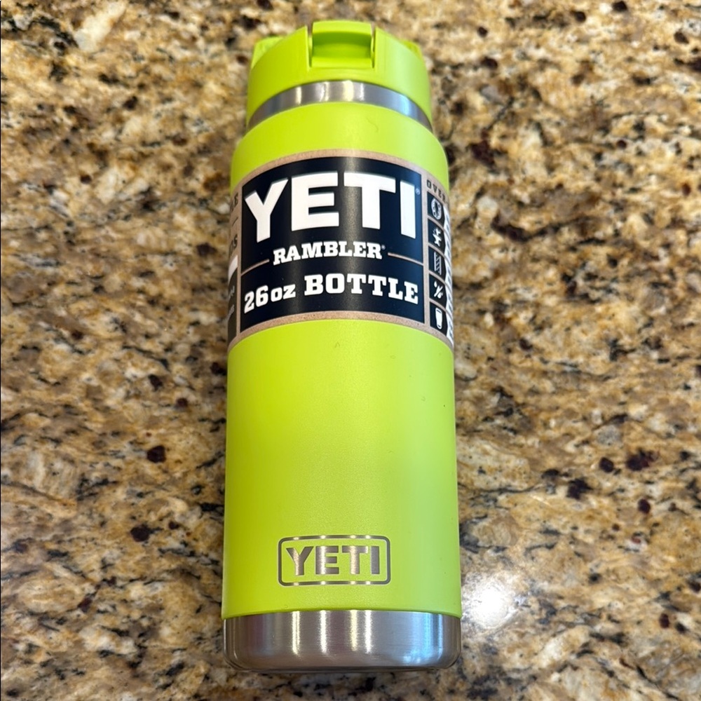 Yeti 26oz tumbler green